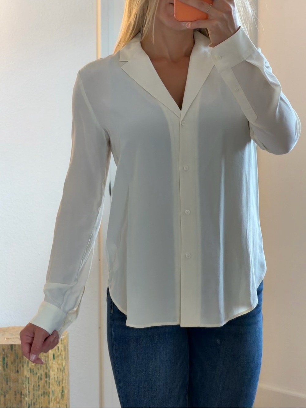 Aritzia Babaton Silk Blend White Button Front Blouse size XS